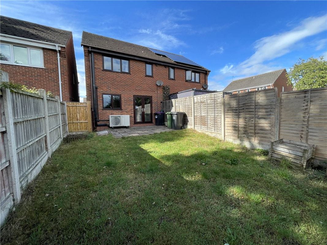 3 bedroom house, Leasows Park, Shawbury SY4 - Available