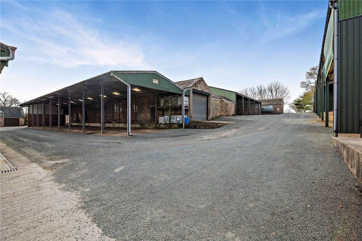 407 acres Country Estate, Weirbrook, West Felton SY11 - Available
