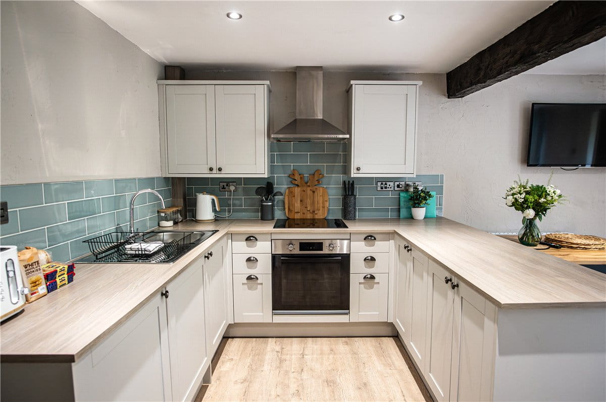 2 acres House, Abbey Road, Llangollen LL20 - Available