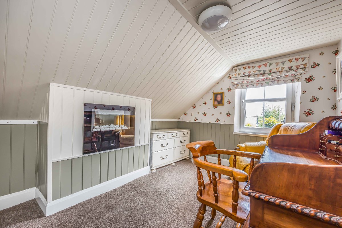 5 bedroom house, Hunston Mill House & Cottages, Selsey Road PO20 - Available