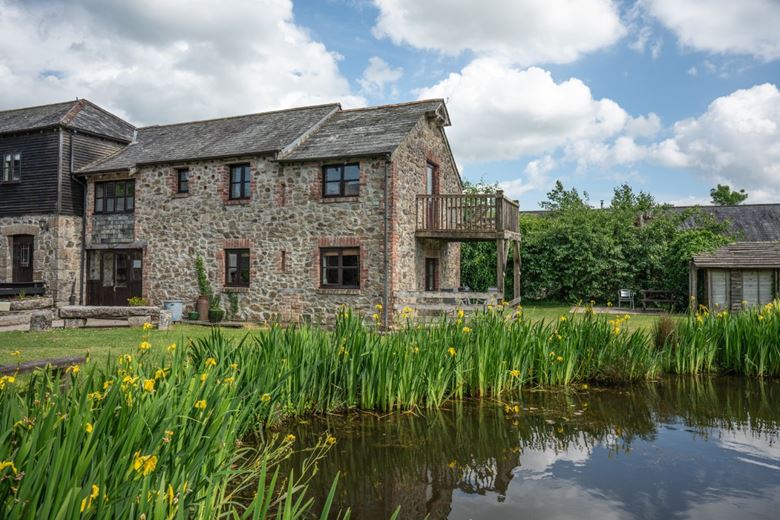 5 bedroom house, Liskeard Road, Callington PL17 - Available