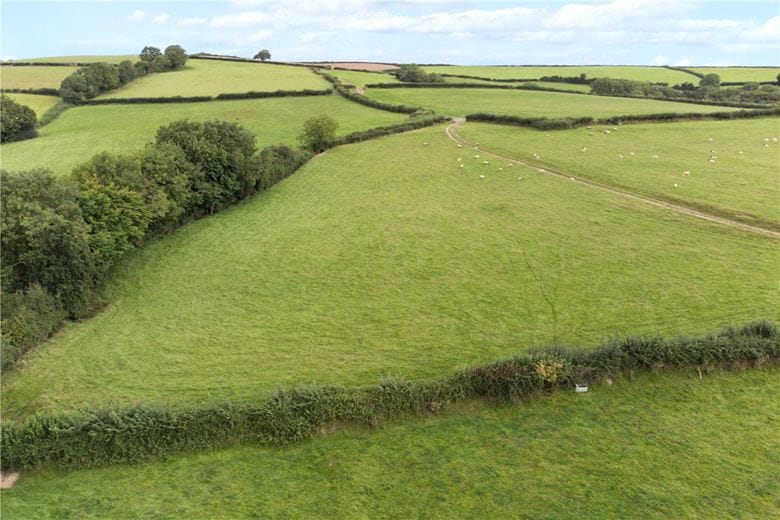 4 bedroom house, Ashbrittle, Wellington TA21 - Available