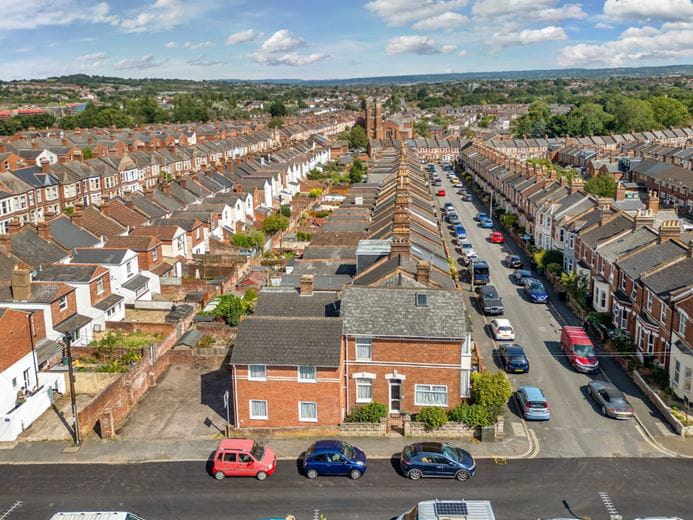 7 bedroom house, St. Anne's Road, Exeter EX1 - Available