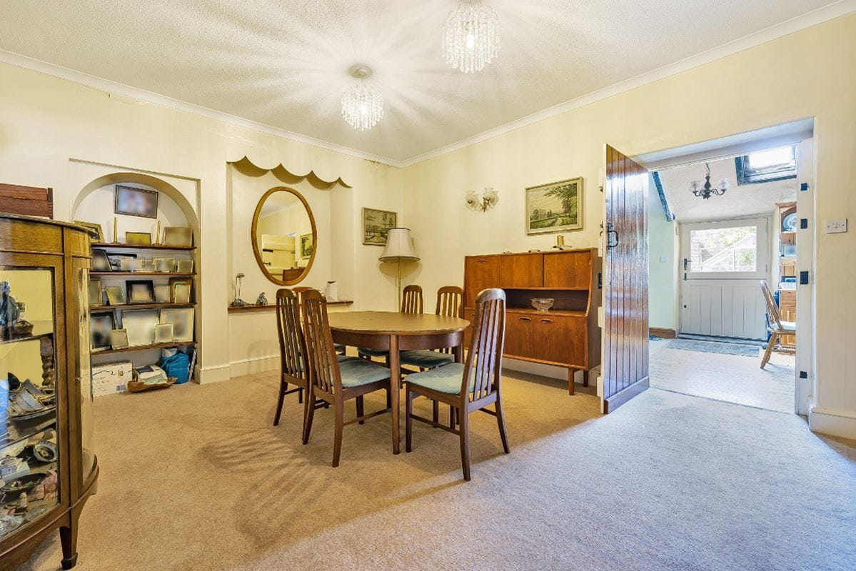 6 bedroom house, Glastonbury Road, Meare BA6 - Available