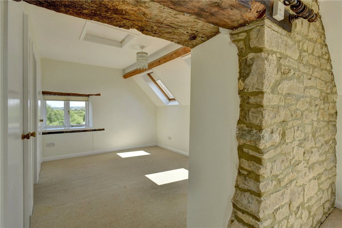  bedroom house, Moorside, Sturminster Newton DT10 - Available