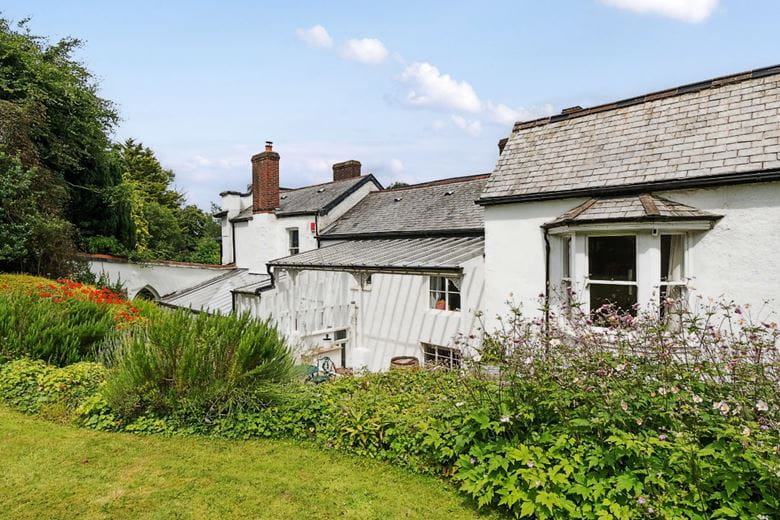 14 bedroom house, Landkey Road, Barnstaple EX32 - Available