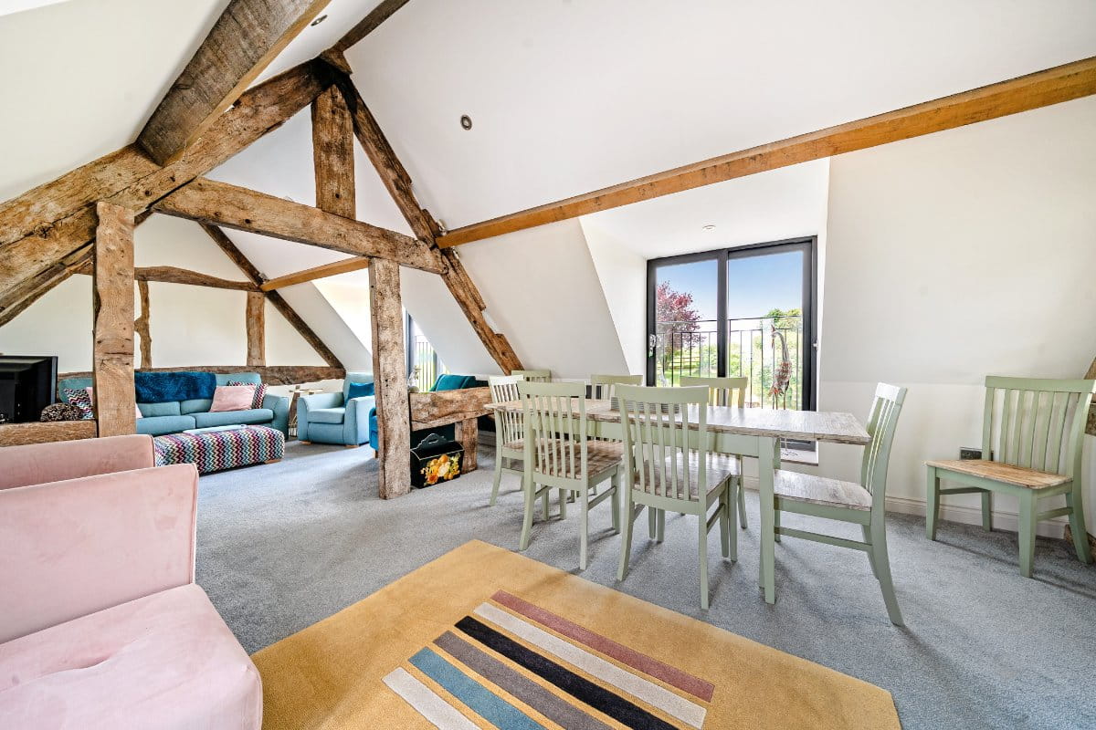 9 bedroom house, St. Weonards, Hereford HR2 - Available