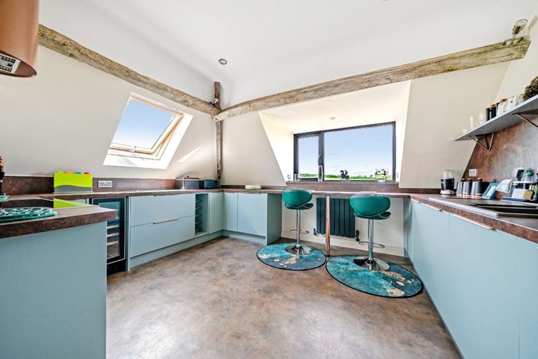 7 bedroom house, St. Weonards, Hereford HR2 - Available