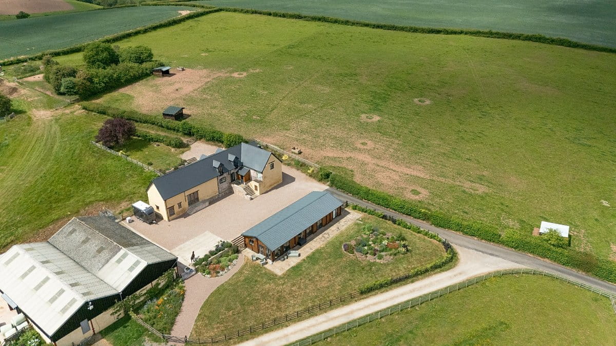 7 bedroom house, St. Weonards, Hereford HR2 - Available