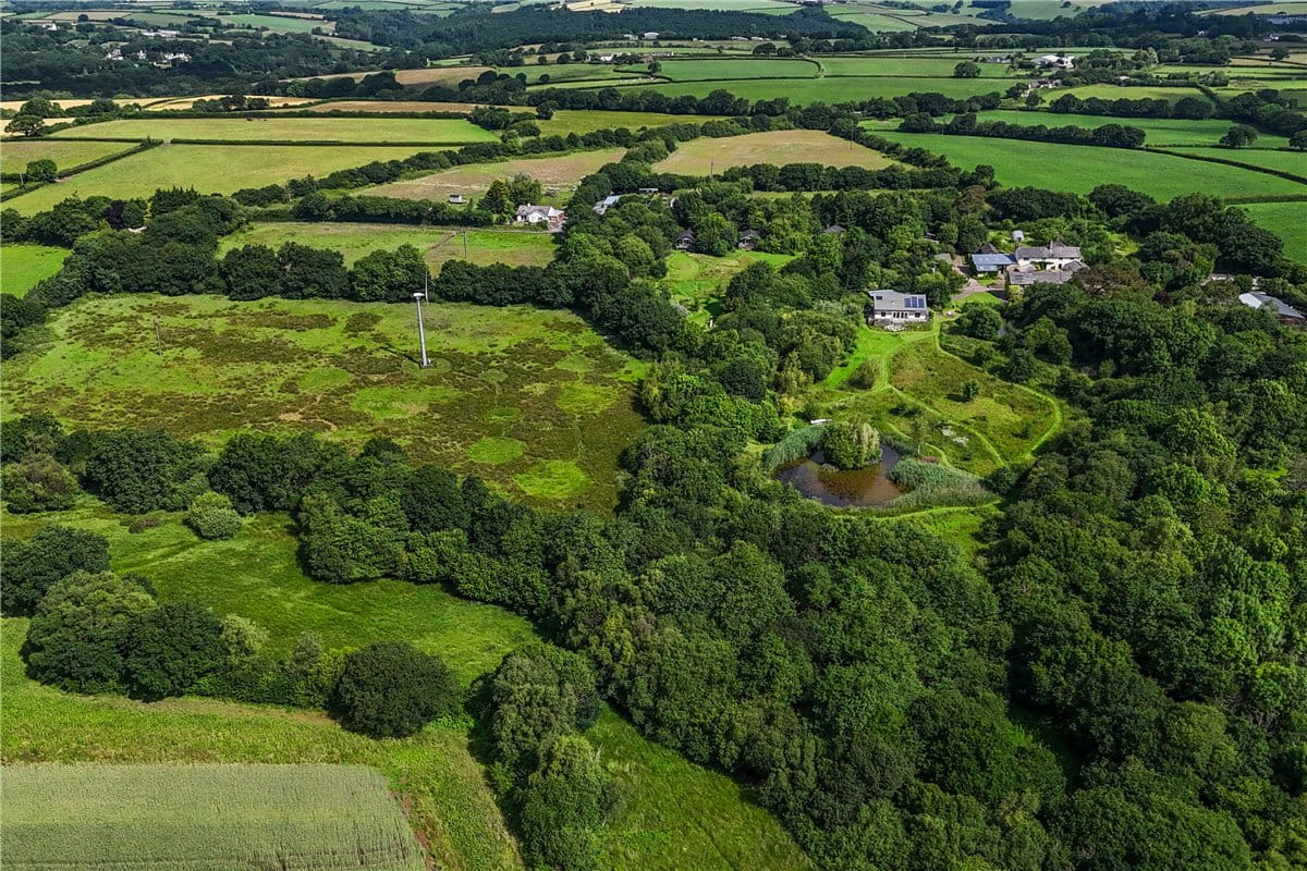 21.1 acres House, Winkleigh, Devon EX19 - Available