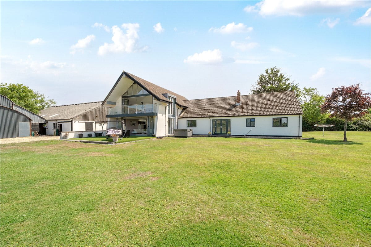 47.2 acres House, Lower Weare, Axbridge BS26 - Available