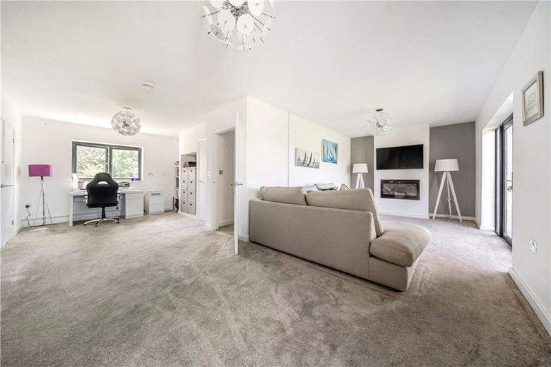 8.7 acres House, Lower Weare, Axbridge BS26 - Available