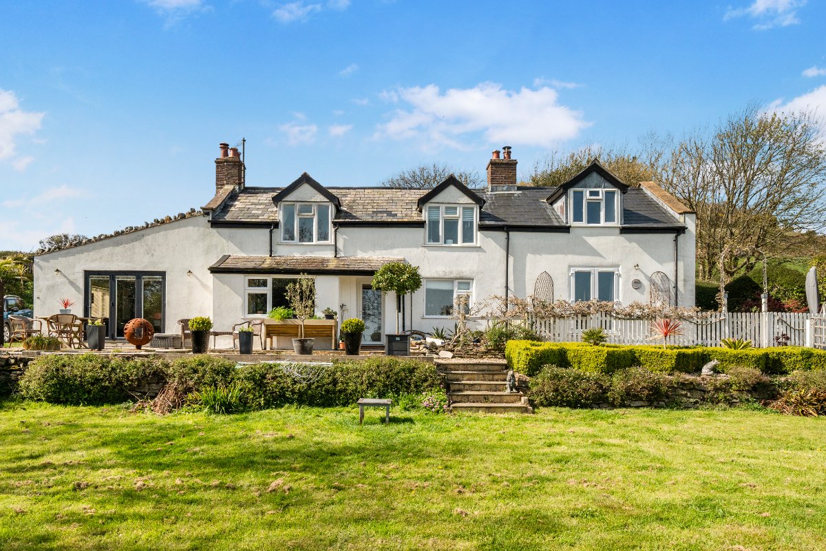 3 bedroom house, High Bullen & Holidays, Sun Lane DT6 - Available