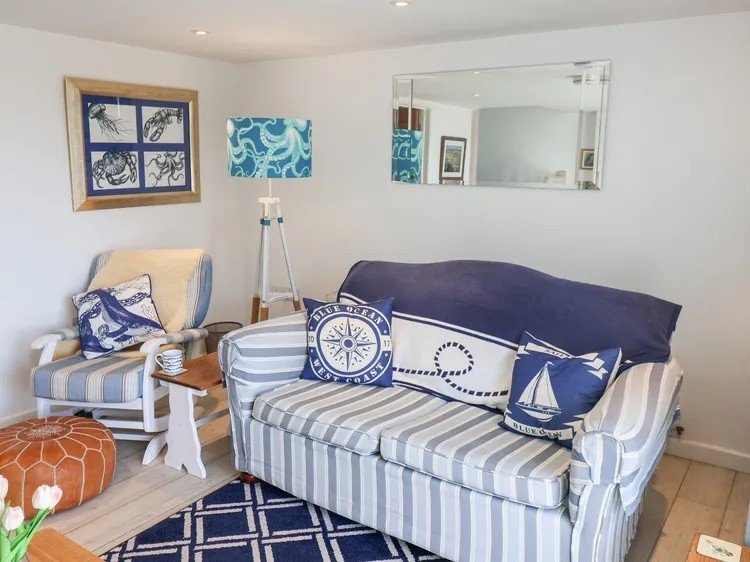 3 bedroom house, High Bullen & Holidays, Sun Lane DT6 - Available