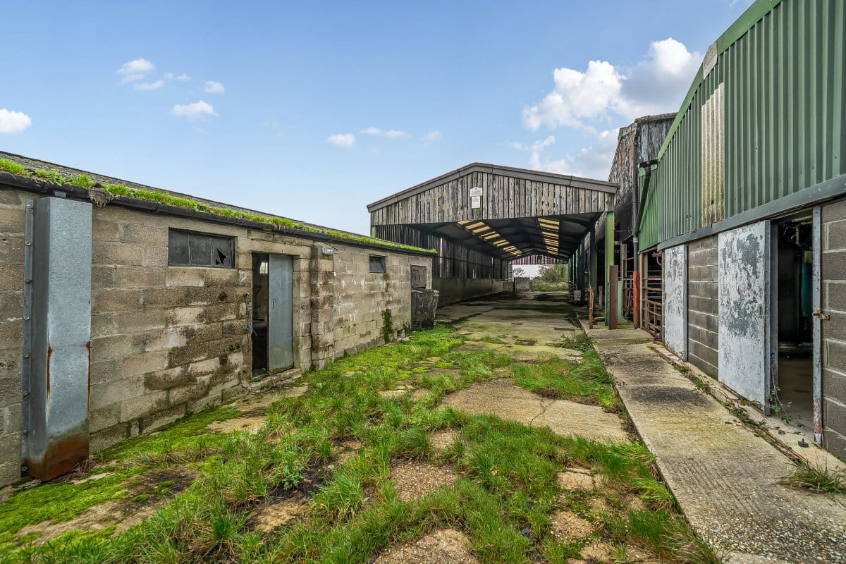 172 acres Farm, Long Bredy, Dorchester DT2 - Available