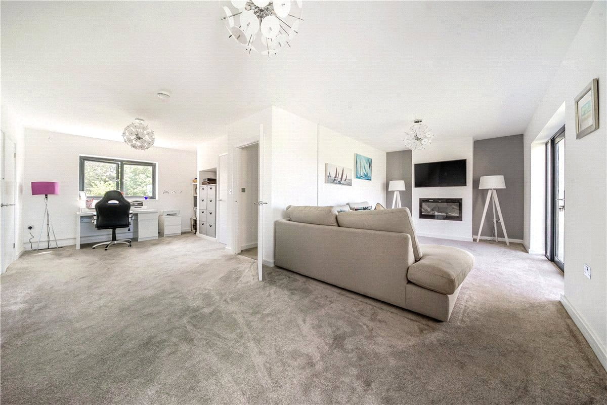 5 bedroom house, Lower Weare, Axbridge BS26 - Available