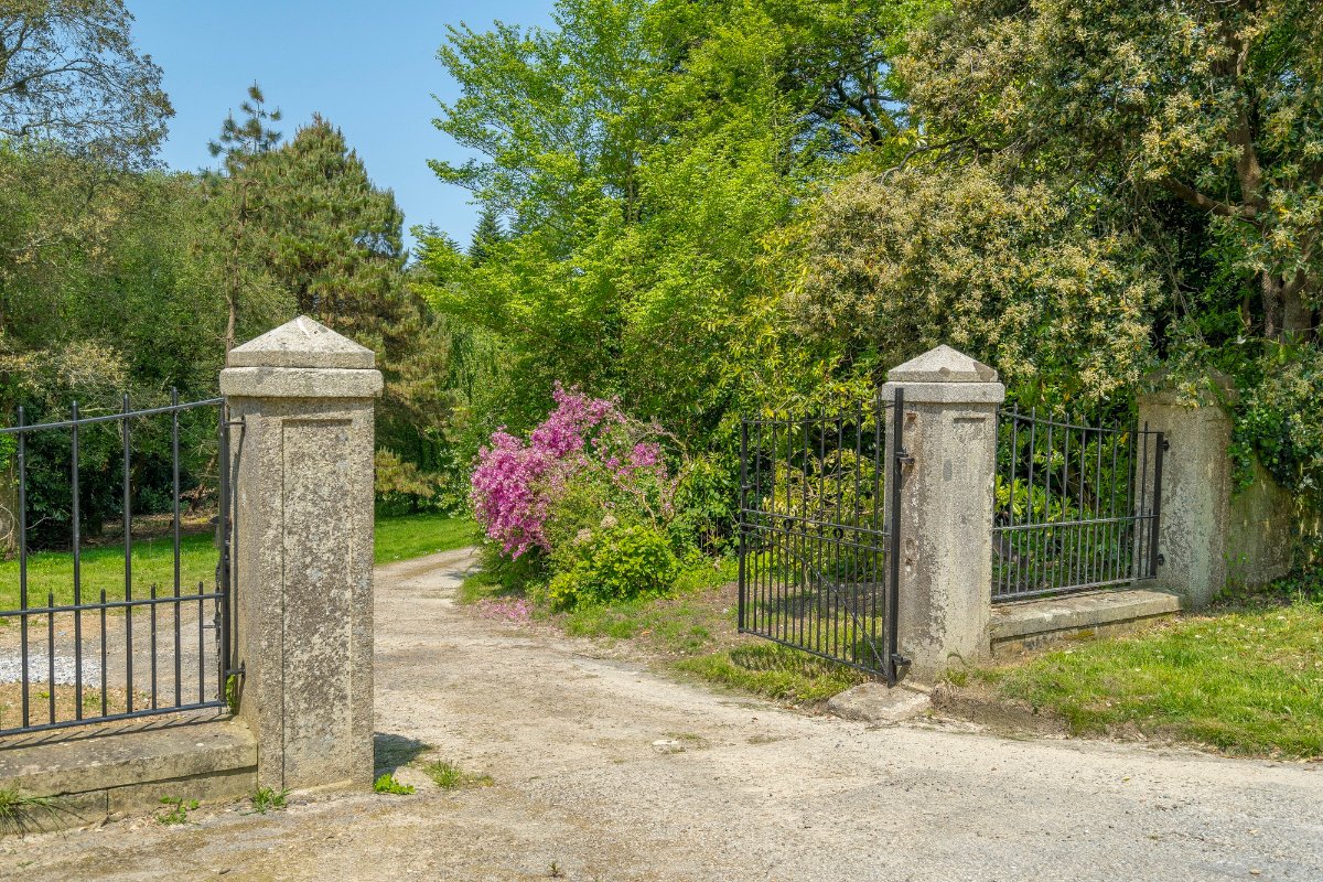 160.7 acres Country Estate, Zelah, Truro TR4 - Available