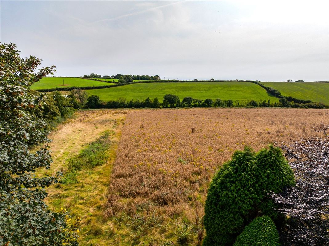 4.4 acres House, Grampound Road, Truro TR2 - Available