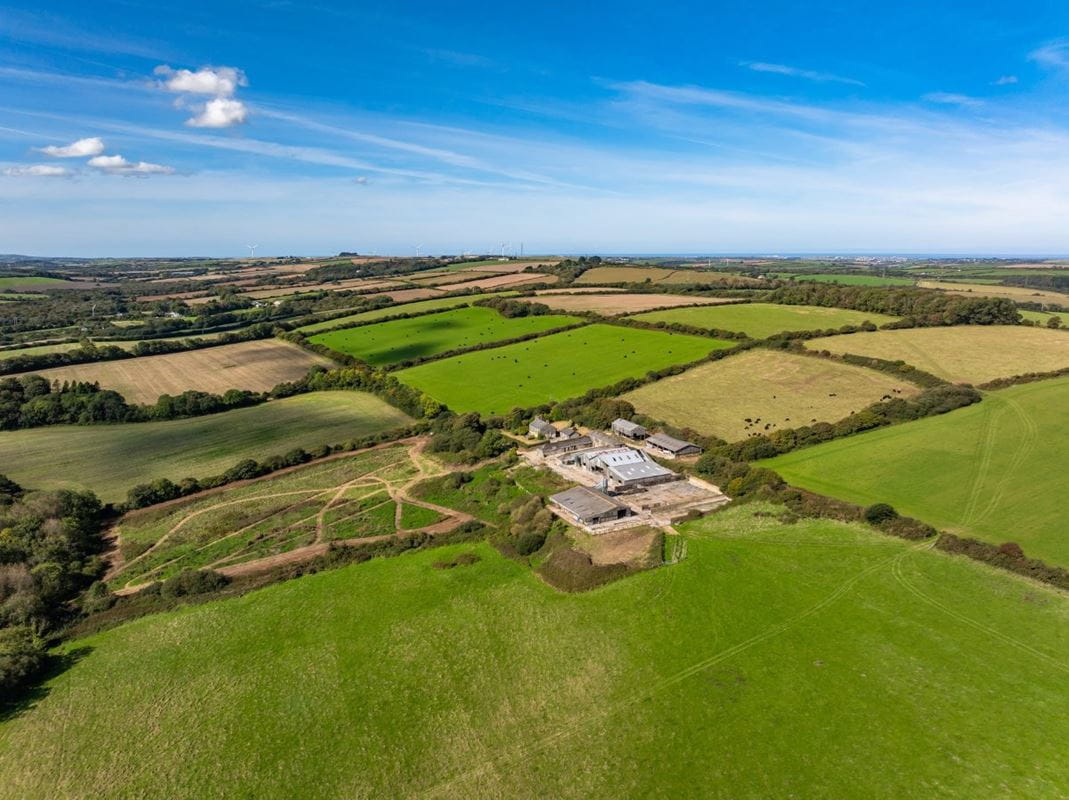 5 bedroom house, Ladock, Truro TR2 - Available