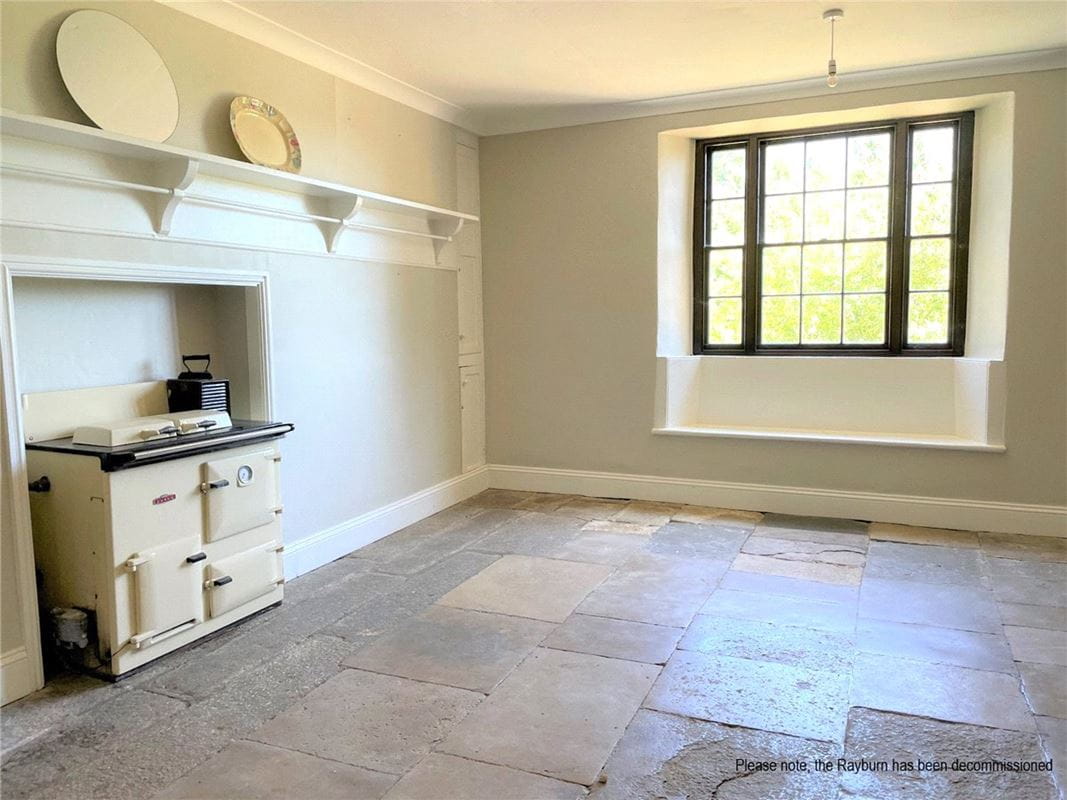 6 bedroom house, Enys, St. Gluvias TR10 - Available