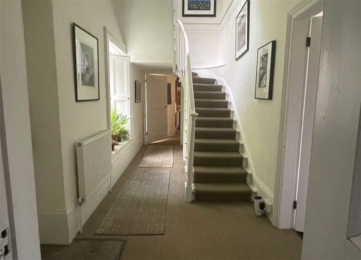 6 bedroom house, Enys, St. Gluvias TR10 - Available