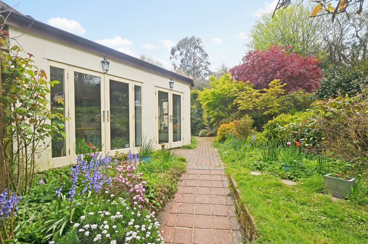 6.8 acres Farm, Hale Mills, Twelveheads TR4 - Available