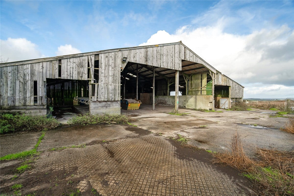 124.3 acres Farm, Carnmenellis, Nr Stithians TR16 - Available