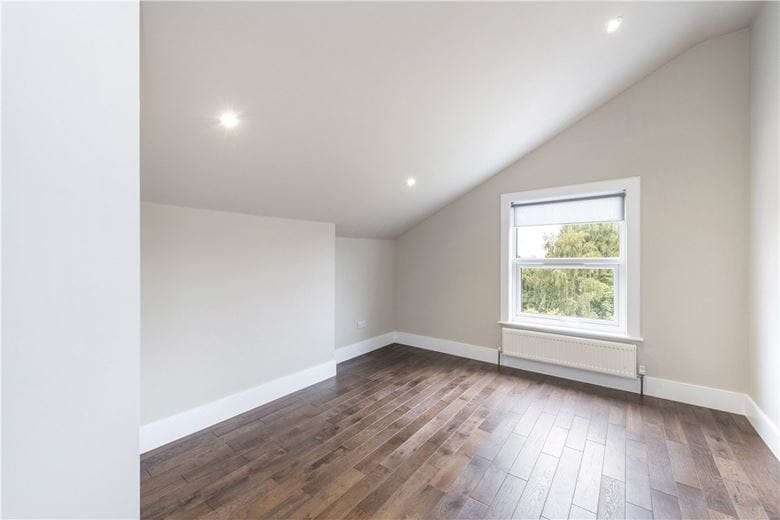 2 bedroom flat, Trinity Road, London SW17