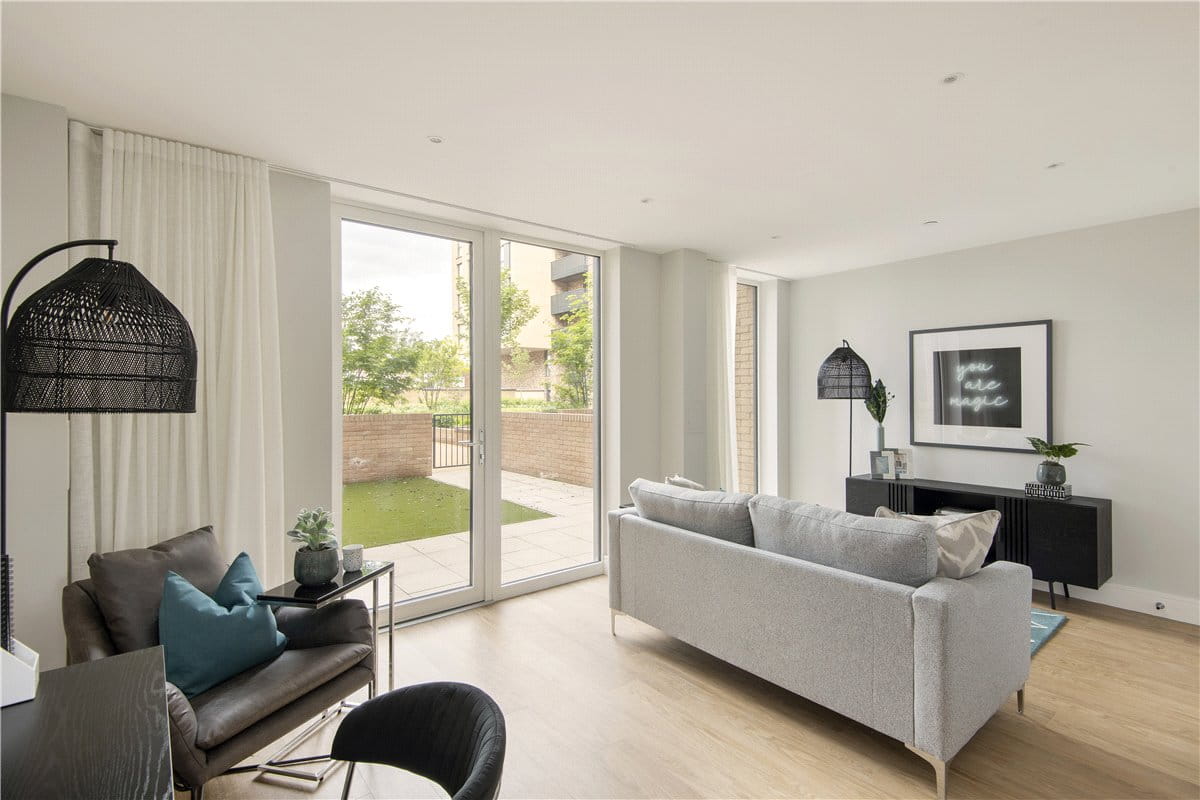 3 bedroom maisonette, Greyhound Parade, Wimbledon Grounds, London SW17 - Available