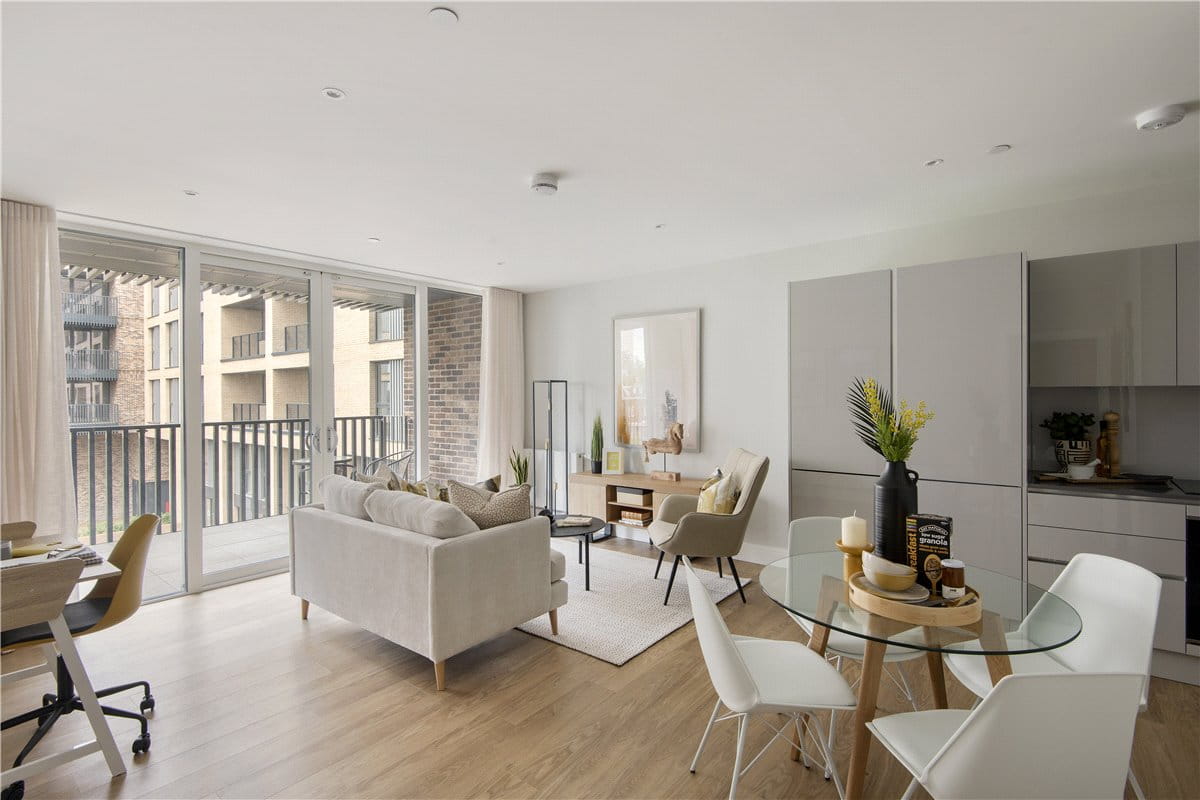 2 bedroom flat, Greyhound Parade, Wimbledon Grounds, London SW17 - Available