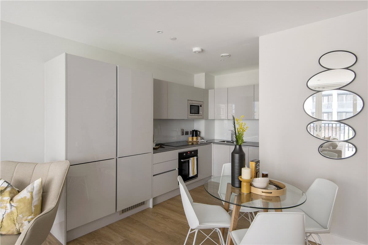 2 bedroom flat, Greyhound Parade, Wimbledon Grounds, London SW17 - Available