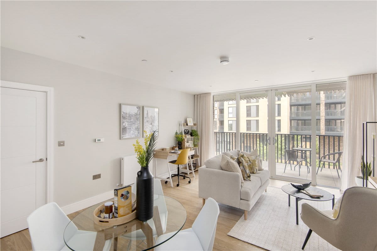 2 bedroom flat, Greyhound Parade, Wimbledon Grounds, London SW17 - Available