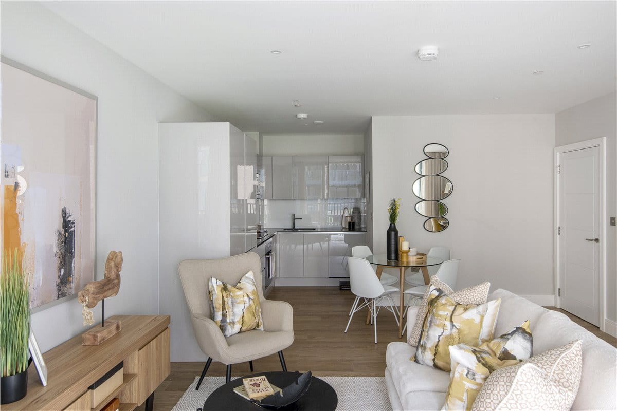 2 bedroom flat, Greyhound Parade, Wimbledon Grounds, London SW17 - Available