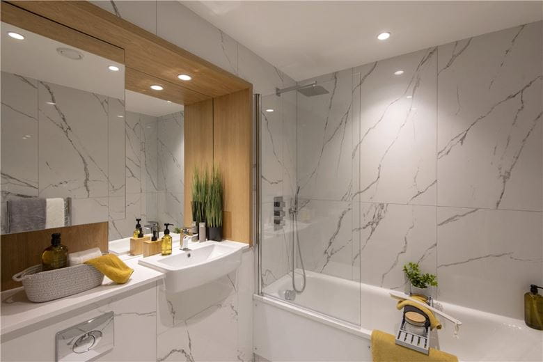 2 bedroom flat, Greyhound Parade, Wimbledon Grounds, London SW17 - Available