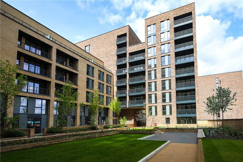 2 bedroom flat, Greyhound Parade, Wimbledon Grounds, London SW17 - Available