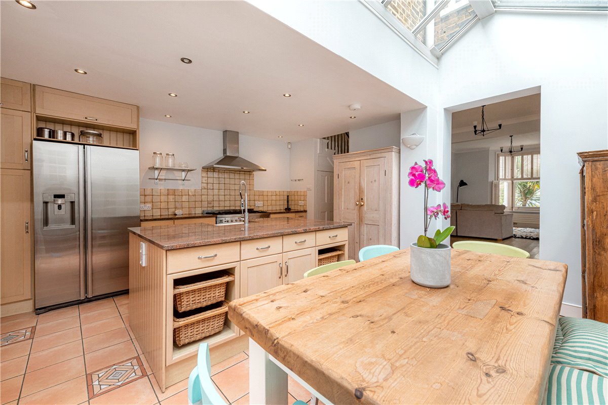 4 bedroom house, Ursula Street, London SW11 - Under Offer