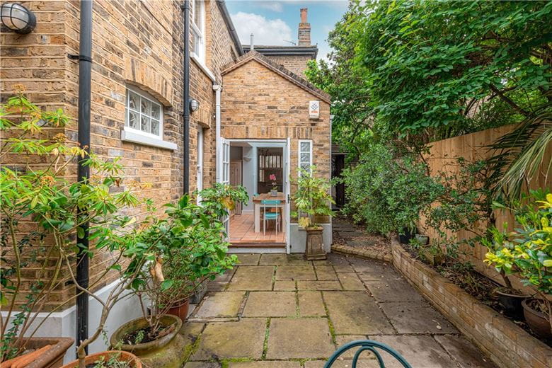 4 bedroom house, Ursula Street, London SW11 - Under Offer