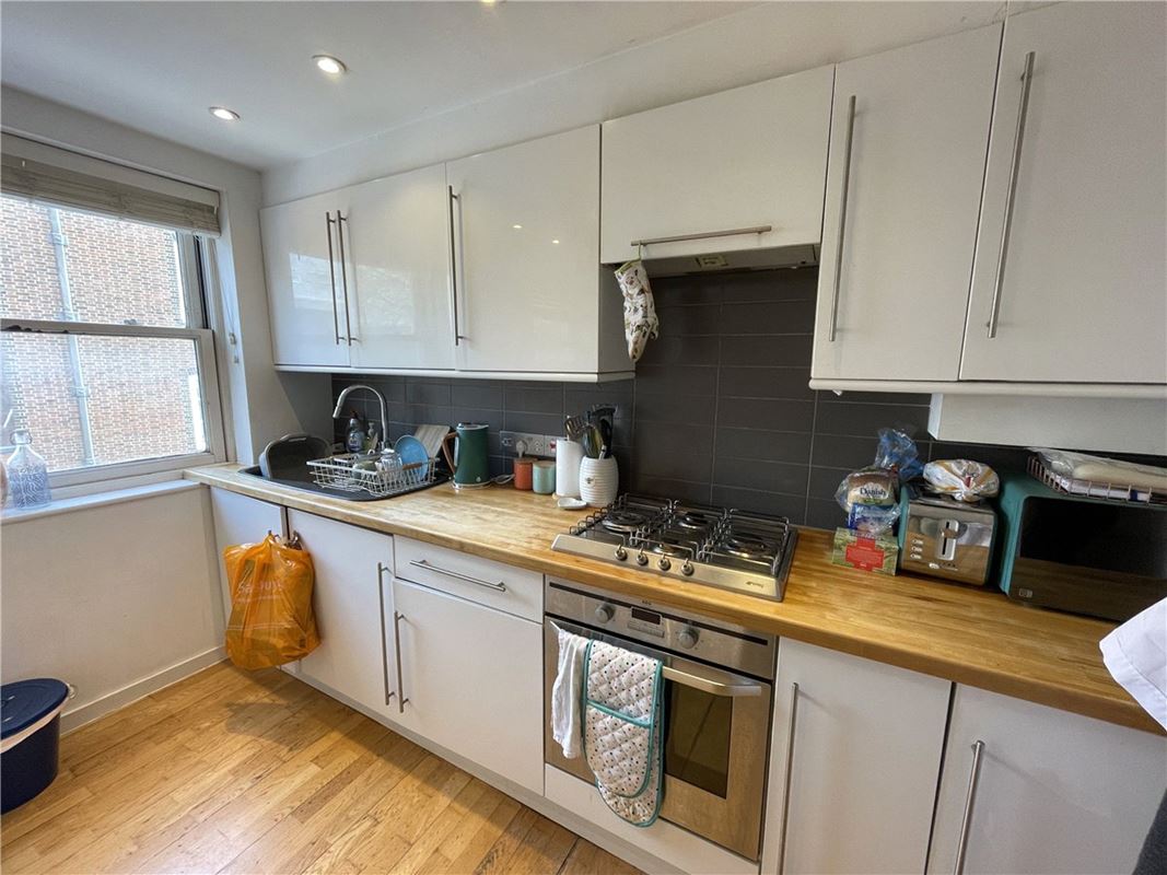 1 bedroom flat, Sussex Street, Winchester SO23 - Available