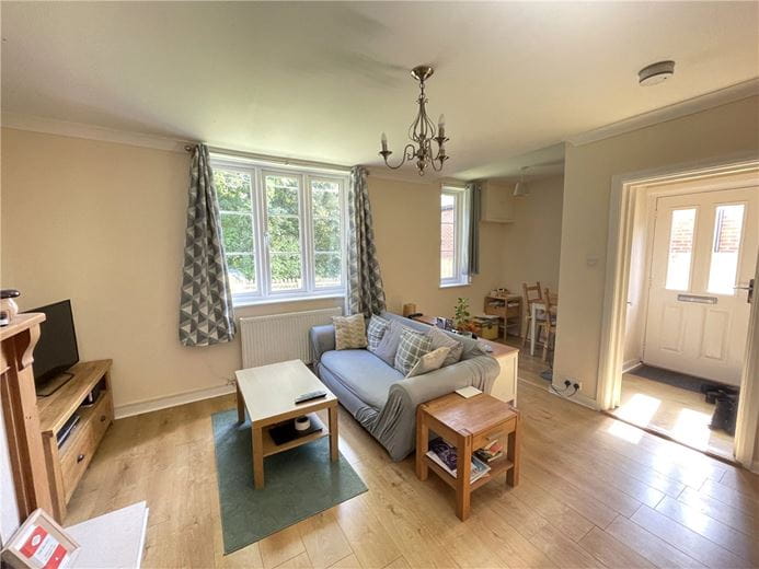2 bedroom house, Woodman Lane, Sparsholt SO21 - Available