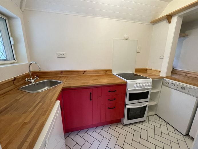 2 bedroom bungalow, Gangbridge Lane, St. Mary Bourne SP11 - Let Agreed