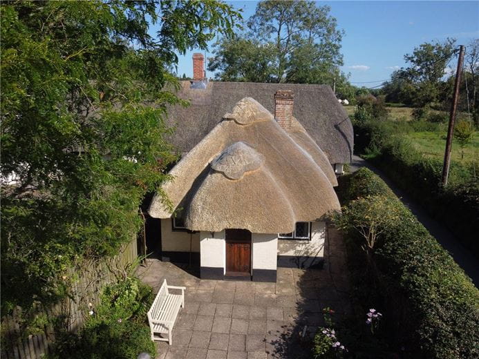 2 bedroom bungalow, Gangbridge Lane, St. Mary Bourne SP11 - Let Agreed