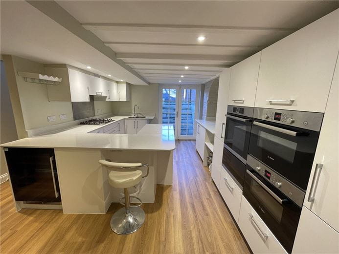 4 bedroom house, Eastgate Street, Winchester SO23