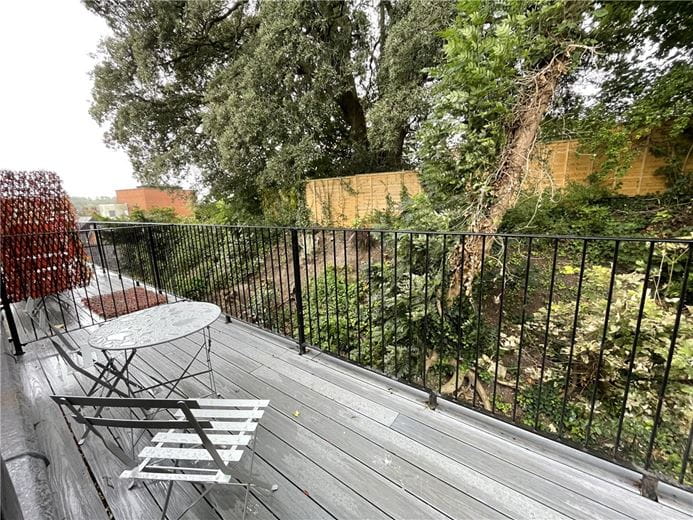 2 bedroom flat, City Road, Winchester SO23 - Available