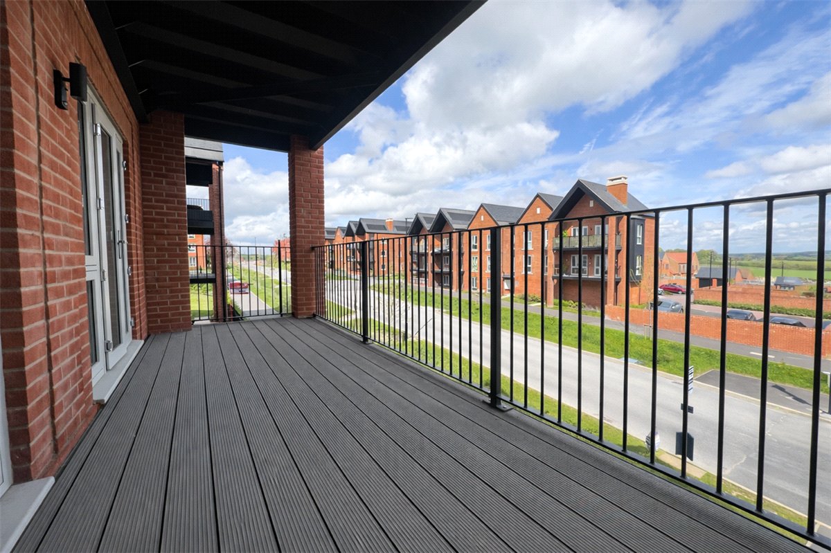 2 bedroom flat, Fishwicke Road, Winchester SO22 - Available