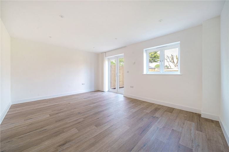 2 bedroom house, Hammonds Green, Totton SO40 - Available