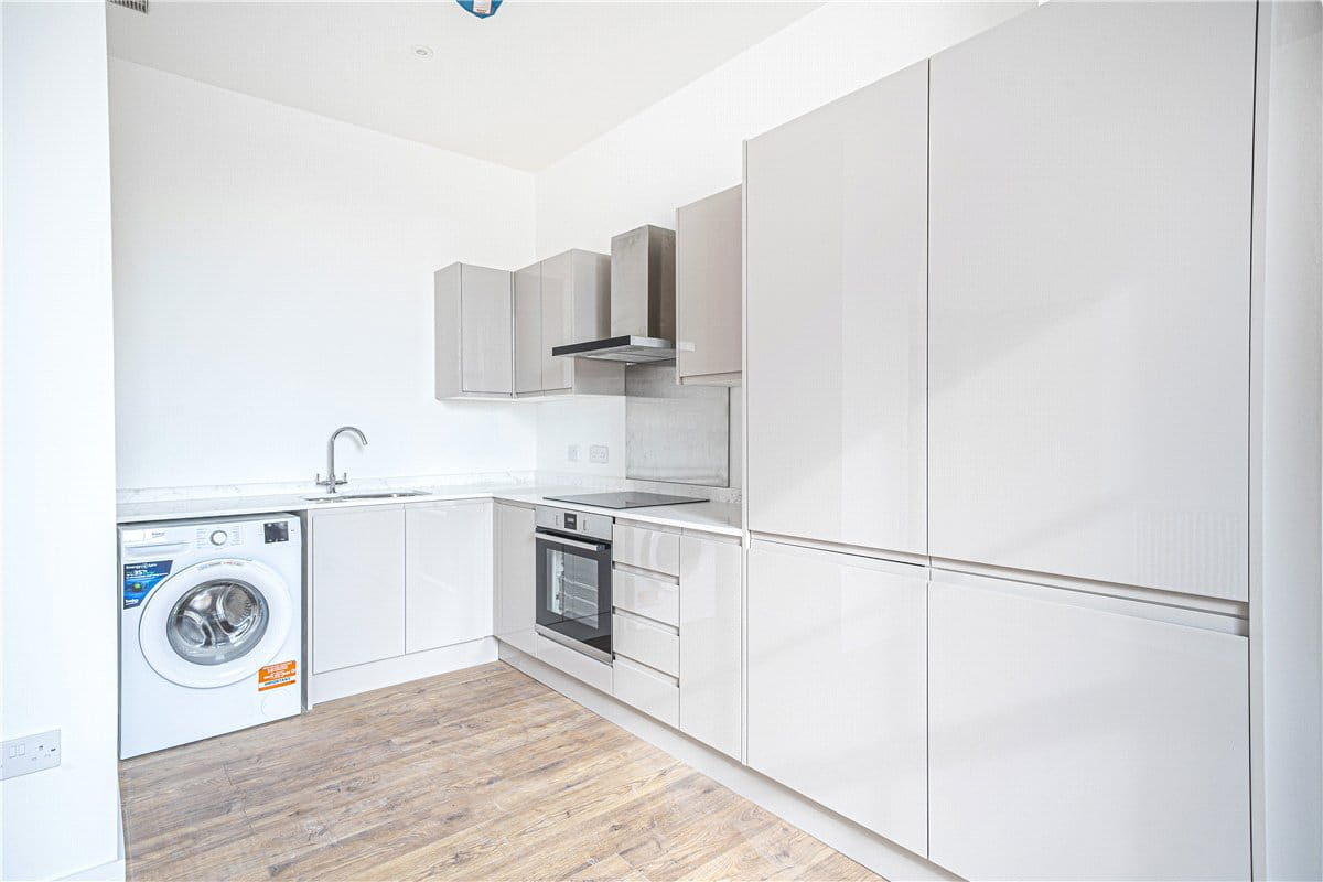 1 bedroom flat, Westgate Chambers, Staple Gardens SO23 - Available