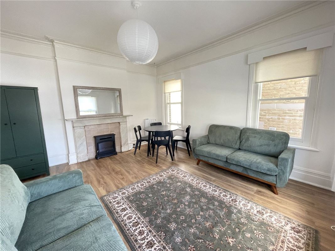 1 bedroom flat, City Road, Winchester SO23 - Available