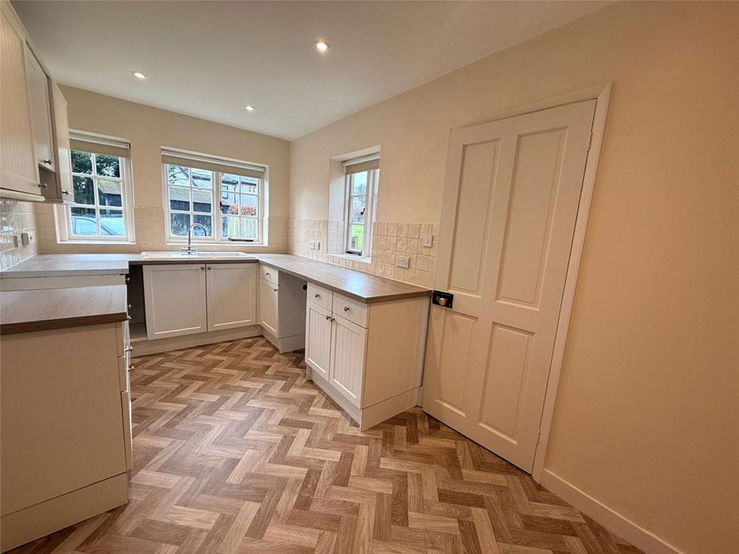 3 bedroom cottage, Tichborne, Alresford SO24 - Available