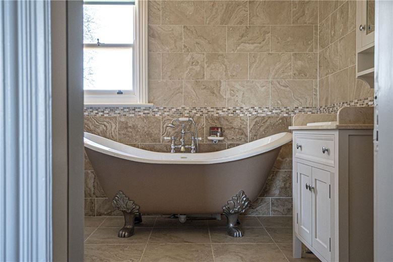 4 bedroom house, Fullerton, Andover SP11 - Under Offer