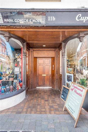 1 bedroom flat, Parchment Street, Winchester SO23 - Available